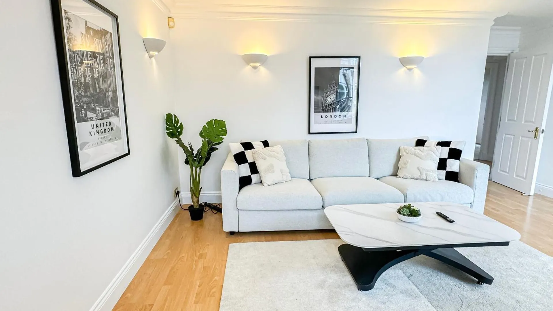 Lux 3 Bedroom Penthouse In Borough Near The Shard, Bermondsey London