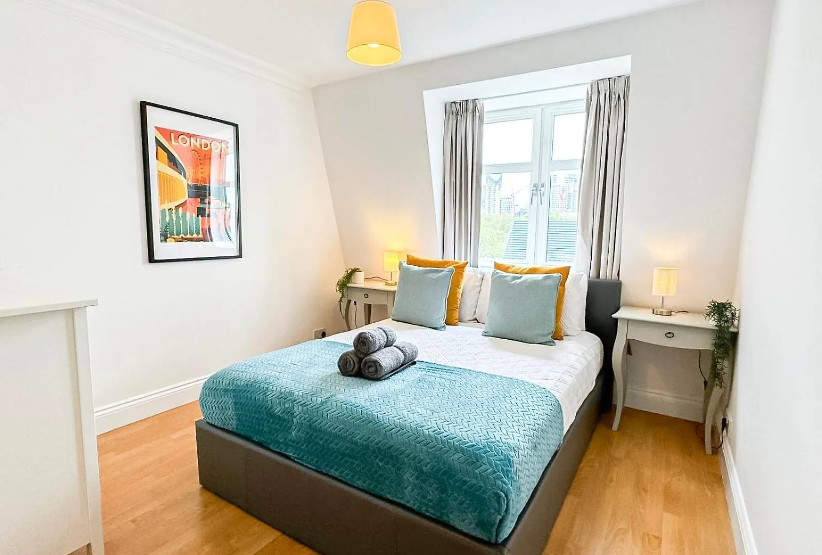 Lux 3 Bedroom Penthouse In Borough Near The Shard, Bermondsey London
